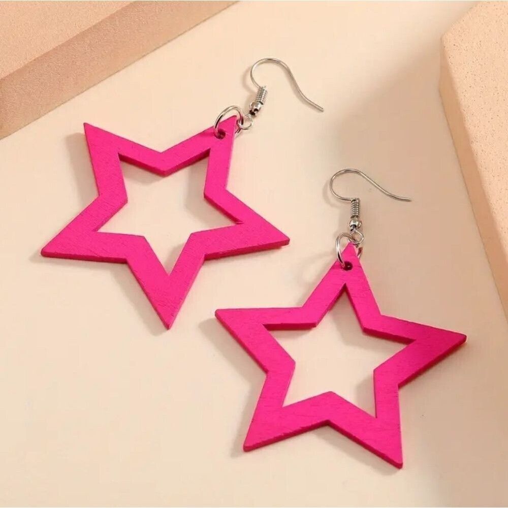 Pink wood star shape lightweight earrings